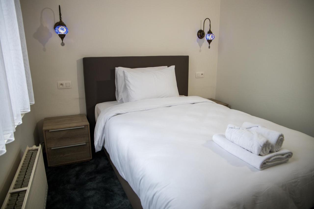 Hotel Guzy Лір Екстер'єр фото